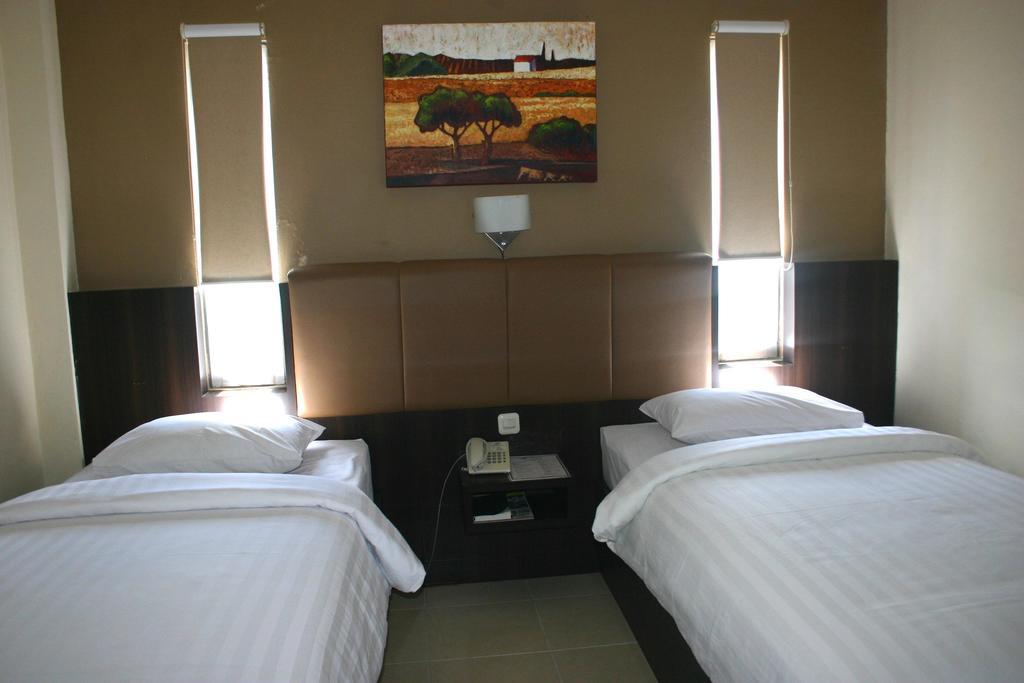 סורונג Royal Mamberamo Hotel חדר תמונה