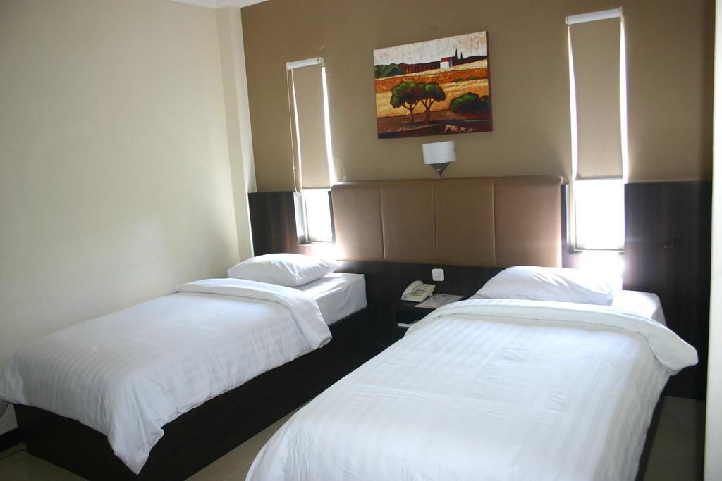 סורונג Royal Mamberamo Hotel חדר תמונה