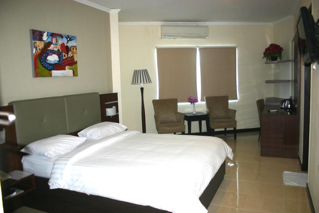 סורונג Royal Mamberamo Hotel חדר תמונה