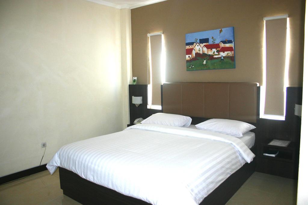 סורונג Royal Mamberamo Hotel חדר תמונה