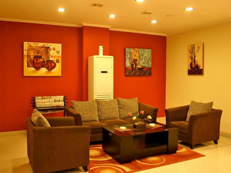 סורונג Royal Mamberamo Hotel מראה חיצוני תמונה